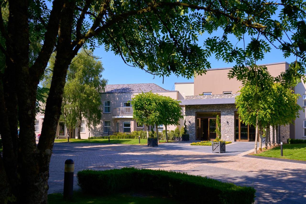 Tulfarris Hotel And Golf Resort ภายนอก รูปภาพ