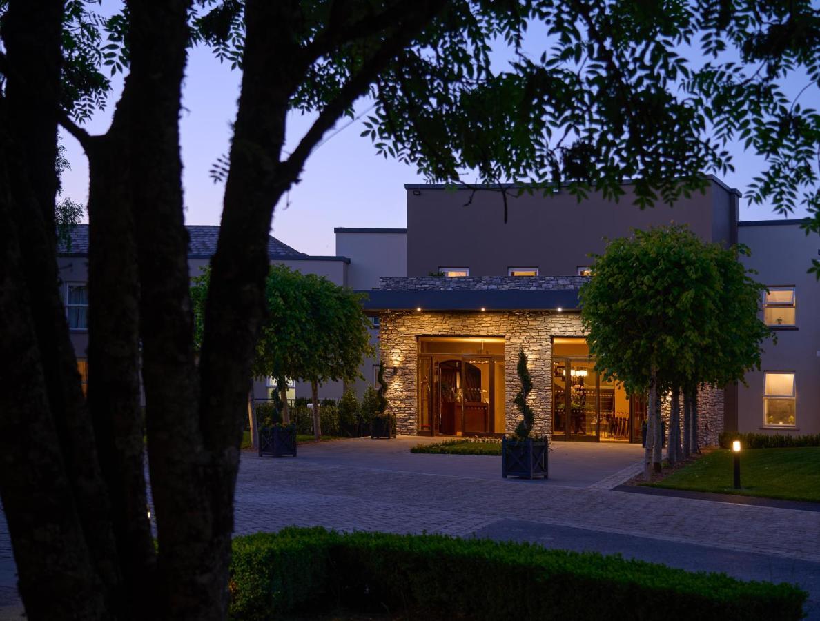 Tulfarris Hotel And Golf Resort ภายนอก รูปภาพ